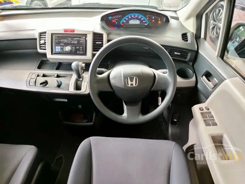 Honda Freed 2012 S i-VTEC 1.5 in Johor Automatic MPV White for RM 