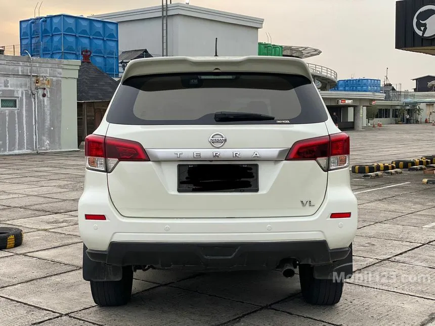 2018 Nissan Terra VL Wagon