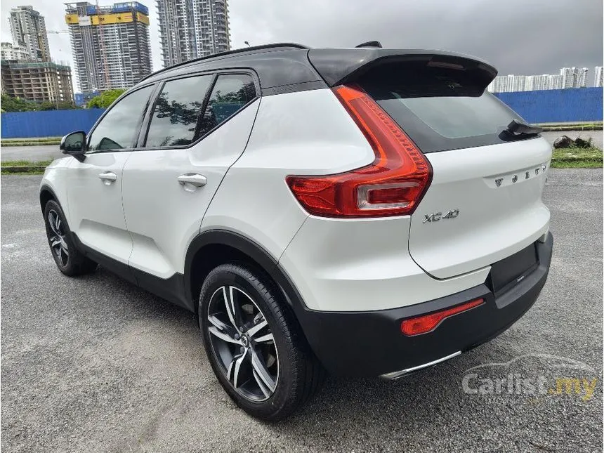 2018 Volvo XC40 T5 R-Design SUV