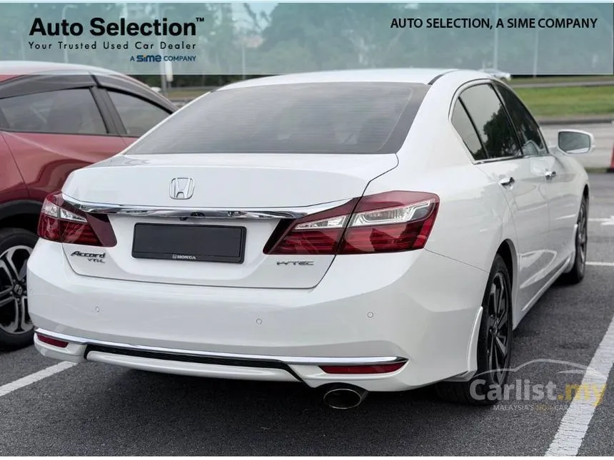 2018 Honda Accord VTi-L Sedan