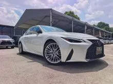 2021 Lexus IS300 2.0 Luxury  VER-L Sedan 3LED 4CAM BSM LOW MILEAGE UNREG