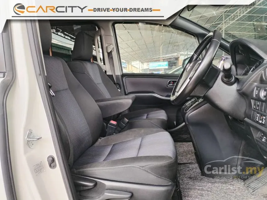 2017 Toyota Voxy ZS Kirameki Edition MPV