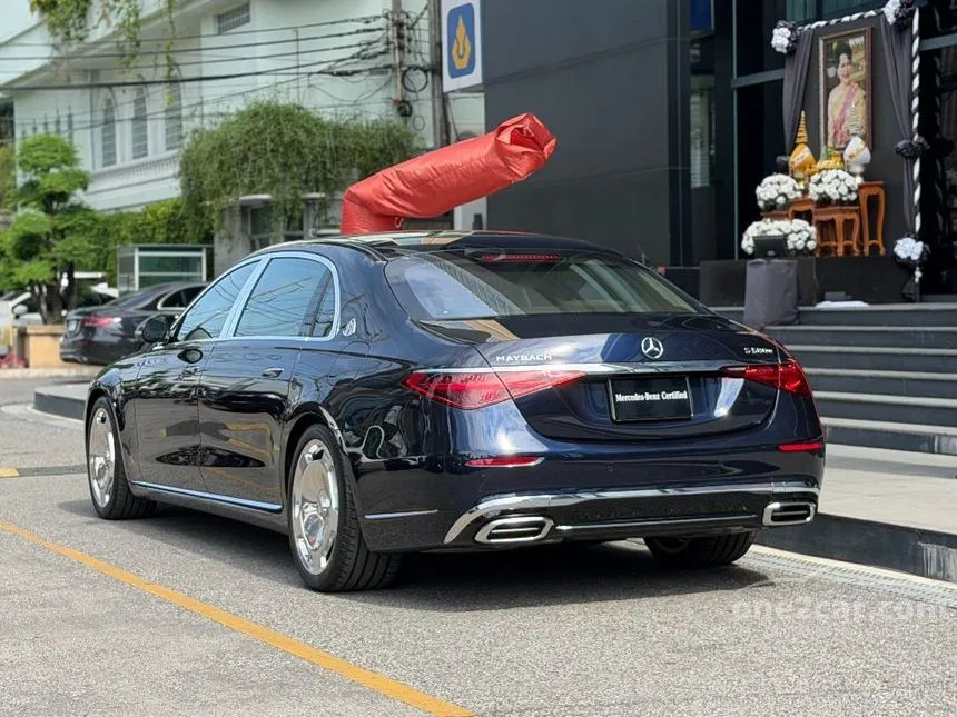 2026 Mercedes-Benz Maybach S580 e Premium Sedan