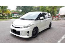2009 Toyota Estima 2.4 Aeras MPV white