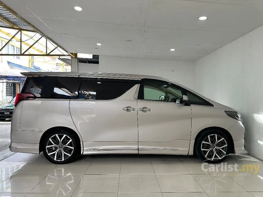 2020 Toyota Alphard Executive Lounge S MPV