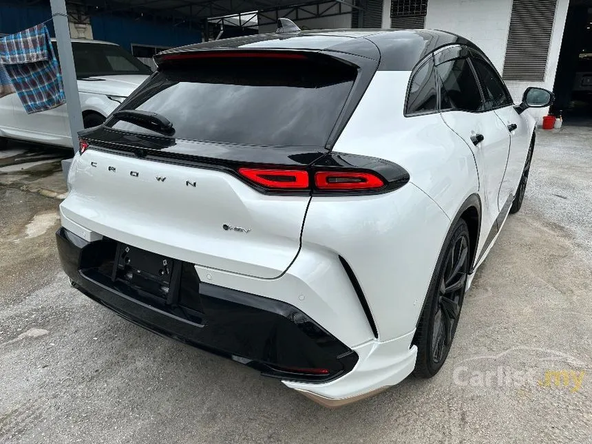 2024 Toyota Crown Sport Z PHEV SUV