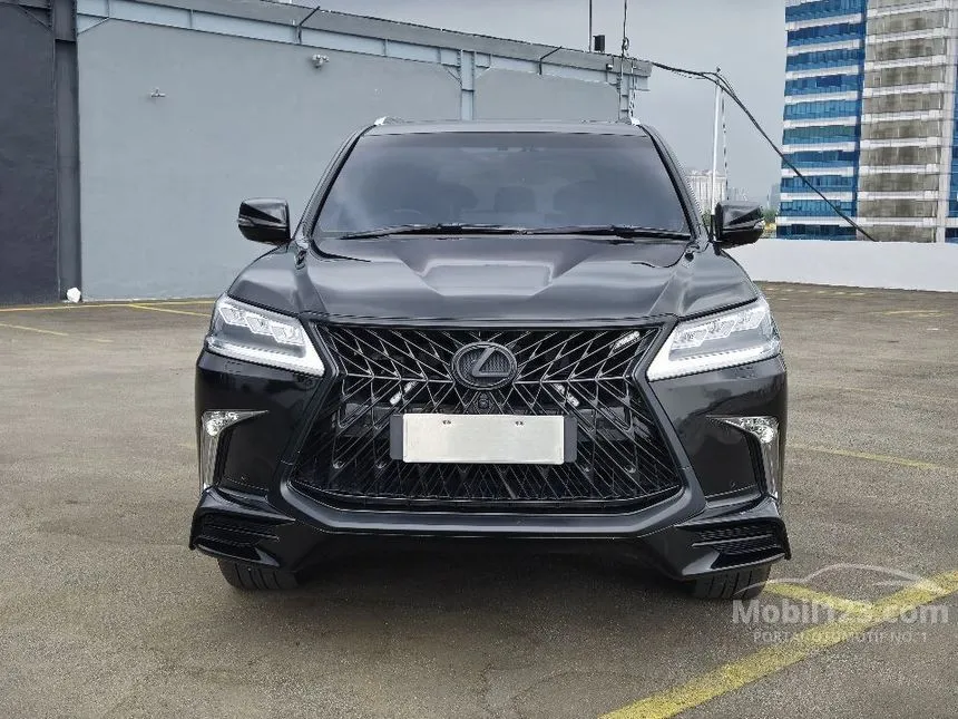 Jual Mobil Lexus LX570 2020 Sport 5.7 di DKI Jakarta Automatic SUV Hitam Rp 2.425.000.000