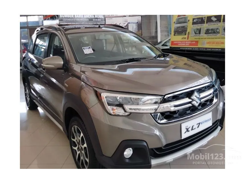 Jual Mobil Suzuki XL7 2024 BETA Hybrid 1.5 di Jawa Barat Manual Wagon Abu