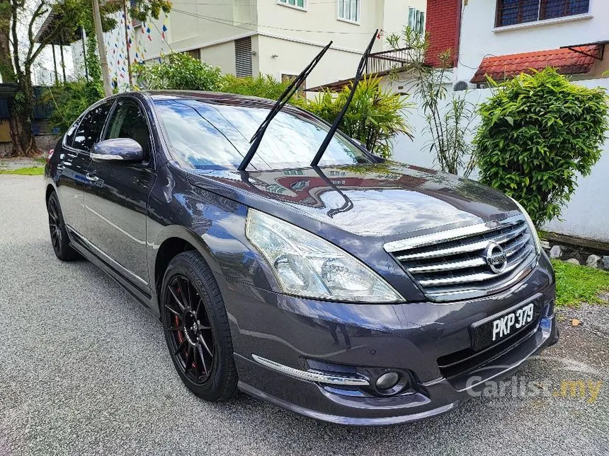 2011 Nissan Teana XE Luxury Sedan