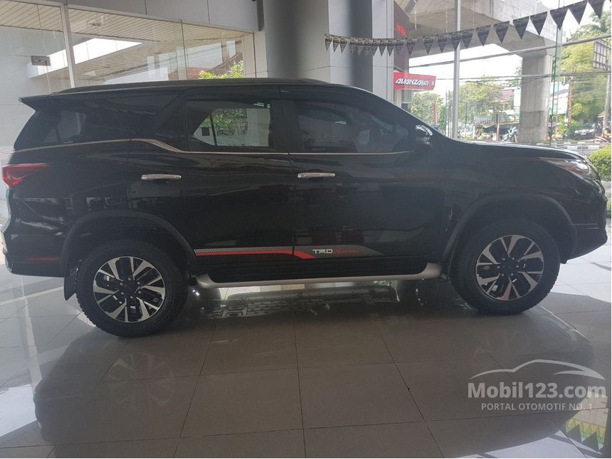 Jual Mobil Toyota Fortuner 2017 VRZ 2.4 di DKI Jakarta 