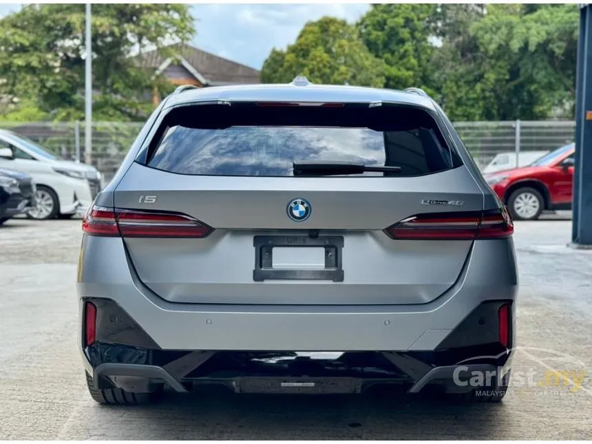 2024 BMW i5 eDrive40 M Sport Sedan