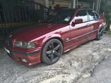 1995 BMW 318i 1.8 Sedan