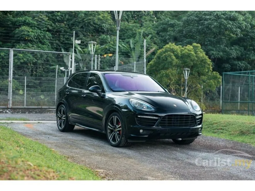 2013 Porsche Cayenne GTS SUV