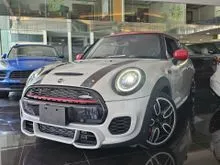 MINI COOPER 3-DOOR 2.0 JCW HATCHBACK FACELIFT -DIGITAL METER,SPORT MODE,AMBIENT LIGHT,PRECRASH,UK FLAG BRAKE LIGHT,4-POT BRAKE CALIPER,ADAPTIVE EXHAUS