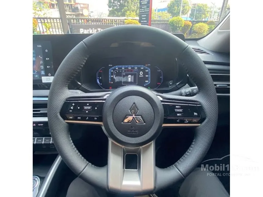 2026 Mitsubishi Destinator Ultimate Premium (Quartz White Pearl) SUV