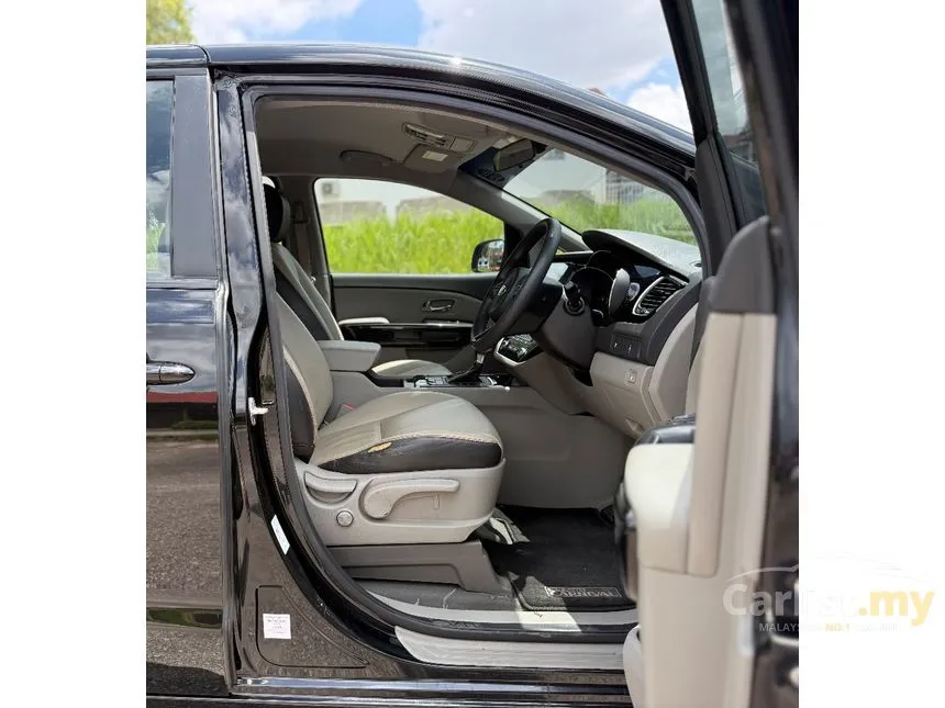 2017 Kia Grand Carnival CRDi MPV
