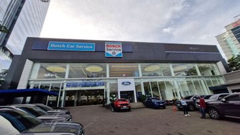 Ford Mau Lebih Agresif Memperbanyak Diler! 'Experience Center' Pertama Hadir di Sunter