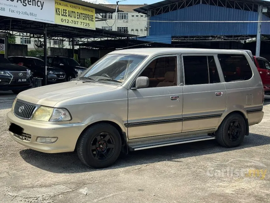 2003 Toyota Unser GLi MPV