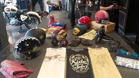 Royal Enfield Jual Apparel Bikers