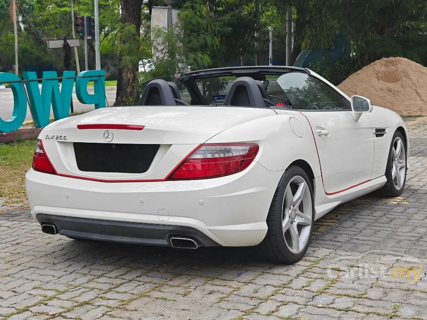 2013 Mercedes-Benz SLK200 AMG Sport Convertible