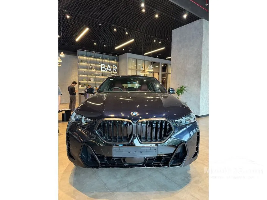 Jual Mobil BMW X6 2024 xDrive40i M Sport 3.0 di DKI Jakarta Automatic SUV Hitam Rp 2.325.000.000