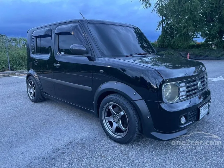 2011 Nissan CUBE Z11 e Hatchback