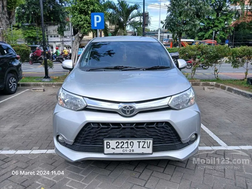 Jual Mobil Toyota Avanza 2018 Veloz 1.3 di DKI Jakarta Automatic MPV Silver Rp 158.000.000