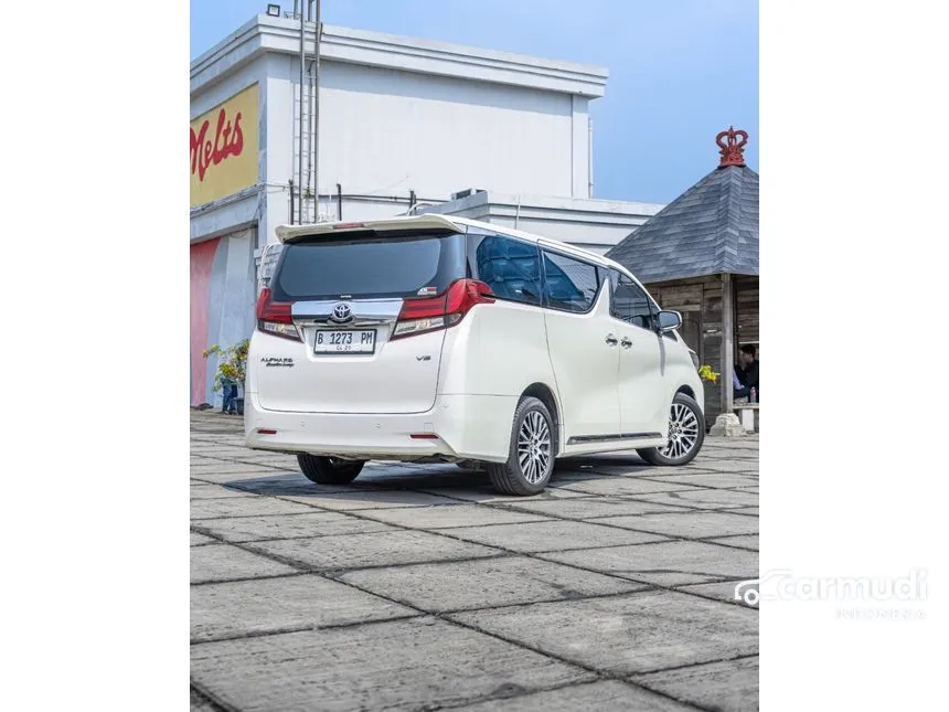 2015 Toyota Alphard Q MPV