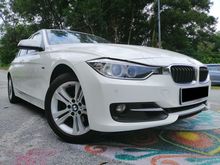 2013 BMW 320i 2.0 Luxury Line Sedan SUPERB SAVE FUEL