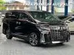 Recon 2021 Toyota Alphard 2.5 SC SUNROOF LED SIDE STEP GRED 4.5 LOW MILEAGE DASH CAM FREE WARRANTY FREE SERVICE RAYA SPECIAL DISCOUNT OFFER