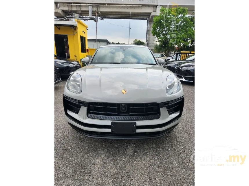 2022 Porsche Macan SUV