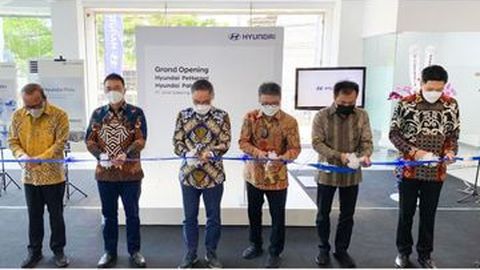 Hyundai Resmikan 2 Diler Baru di Sulawesi