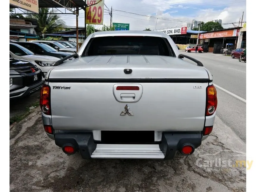 2007 Mitsubishi Triton Dual Cab Pickup Truck