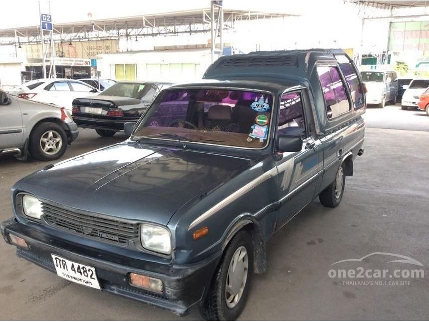 Mazda familia 1990