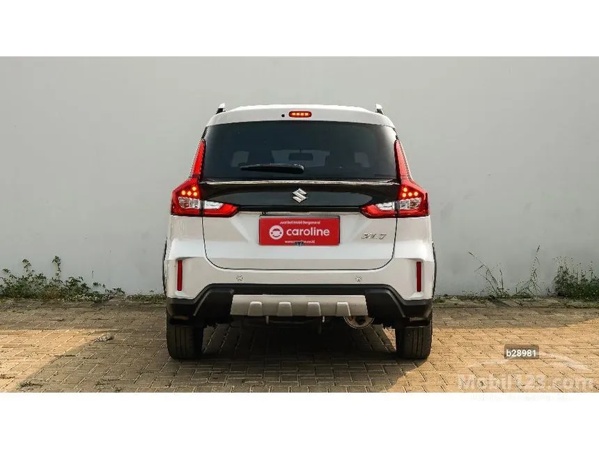 2023 Suzuki XL7 Zeta SUV