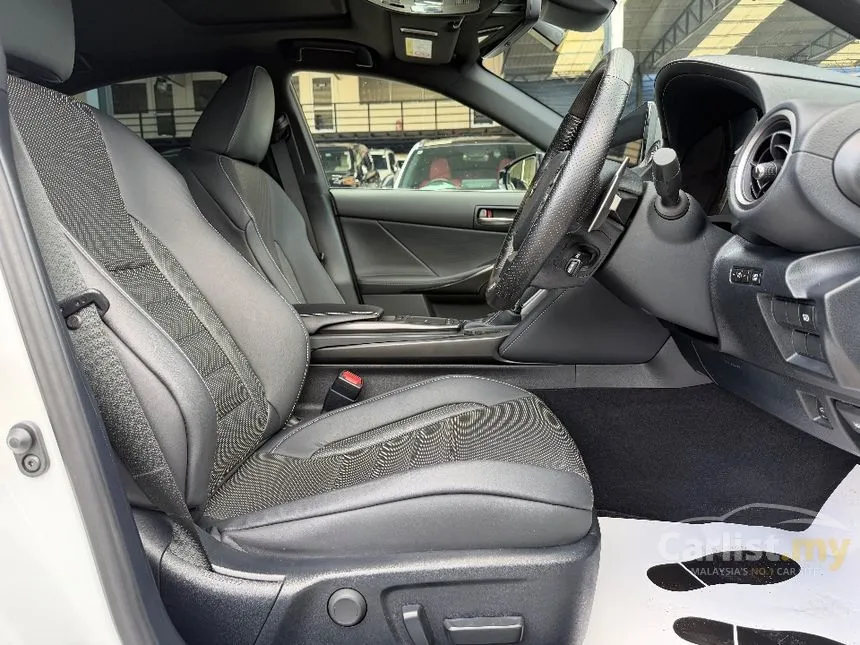 2021 Lexus IS 300 F Sport Sedan