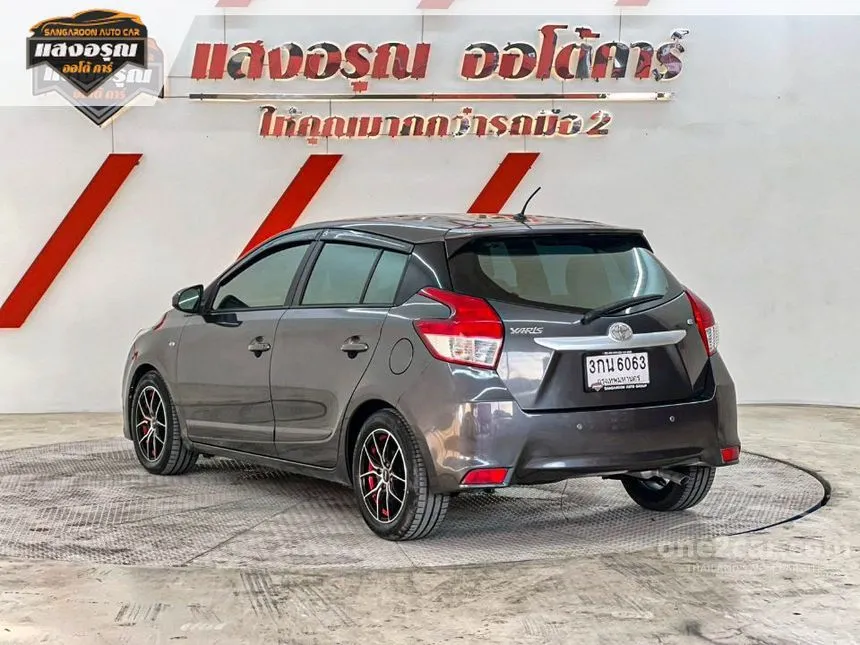 2014 Toyota YARIS E Hatchback