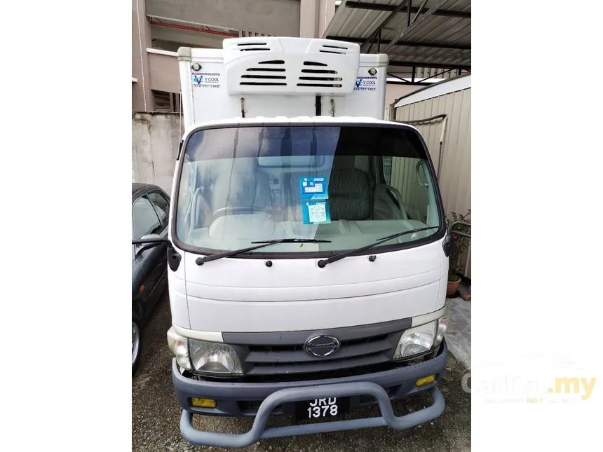 2015 Hino WU302R Lorry