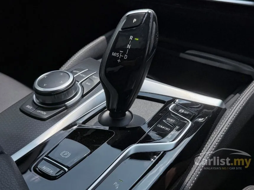 2022 BMW 530i M Sport Sedan