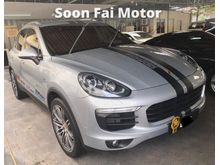 (1 VVIP Owner)(13K KM Only)(Like Brand New) (New Facelift UK Spec) (Panoramic Roof, Air Suspension) (True Yr 2014) Porsche Cayenne 3.0 Diesel Turbo