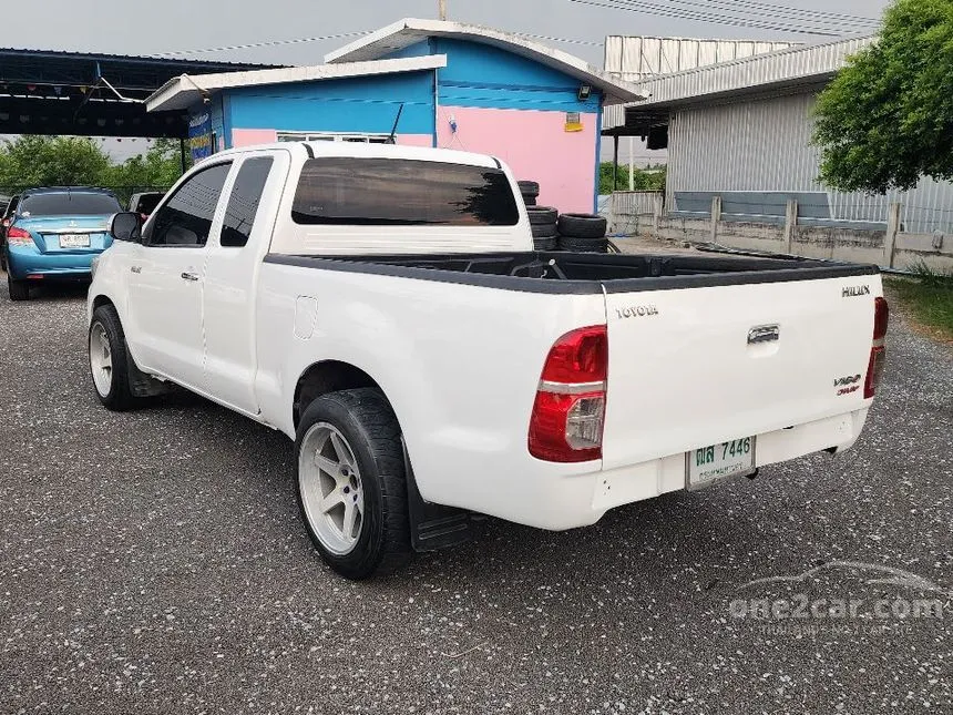 2013 Toyota HILUX VIGO Champ J Smart Cab Pickup