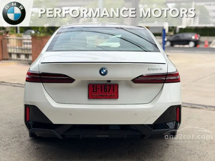 2026 BMW 530e M Sport Pro Sedan