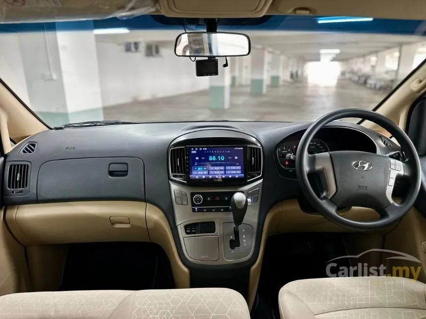 2019 Hyundai Grand Starex Executive MPV
