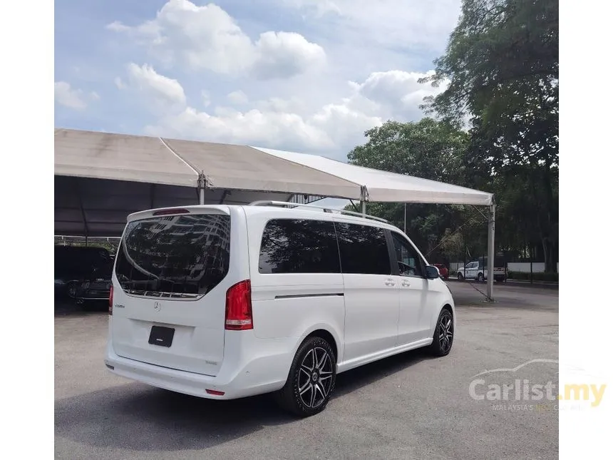 2022 Mercedes-Benz V220 D Exclusive Platinum MPV
