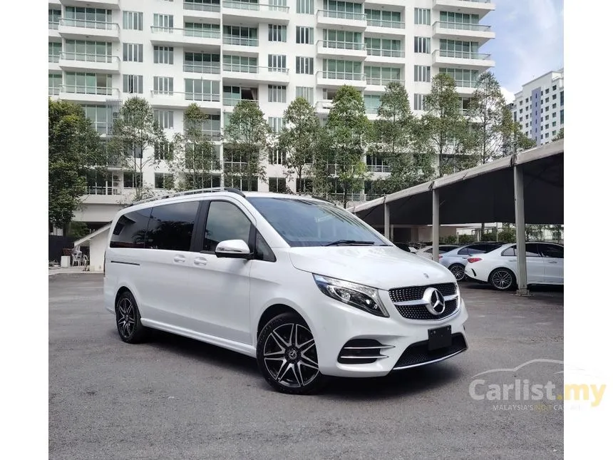 2022 Mercedes-Benz V220 D Exclusive Platinum MPV