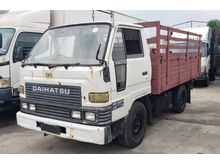 DAIHATSU DELTA CARGO WOODEN 10FT #3861 LORRY 3800KG - KAWAN