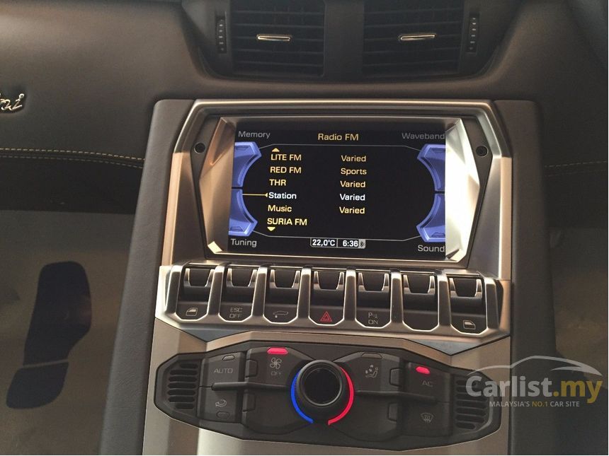 lamborghini aventador radio