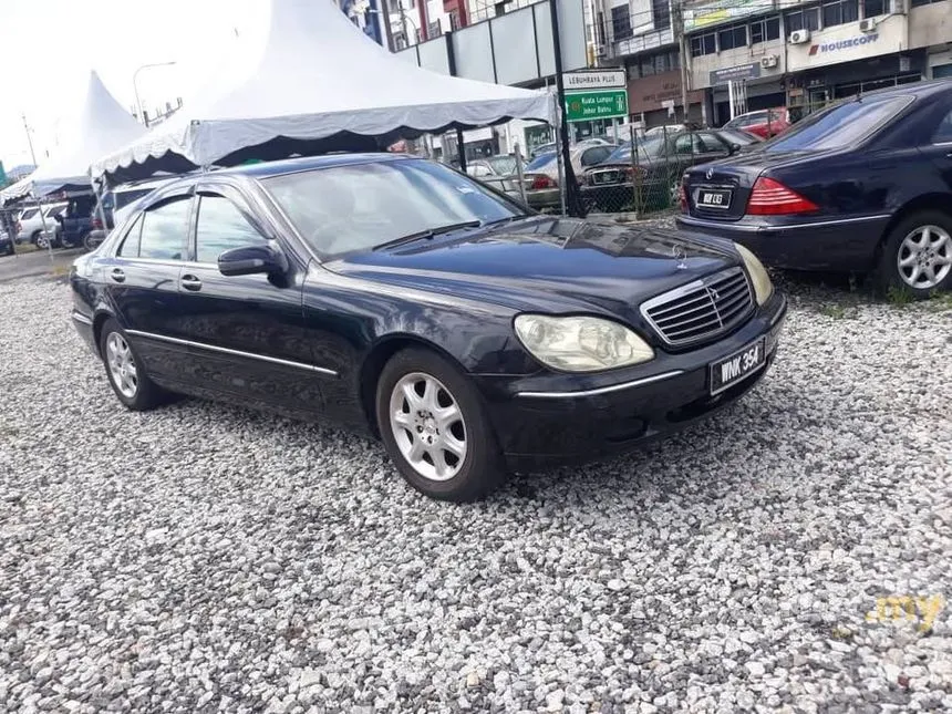 2000 Mercedes-Benz S320 Sedan
