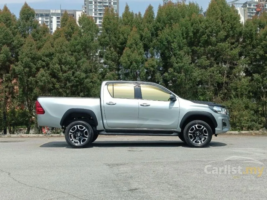 2018 Toyota Hilux LE 4X4 Pickup Truck