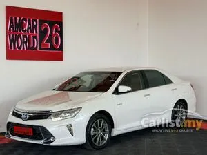 2018 Toyota Camry 2.5 Hybrid Luxury Sedan